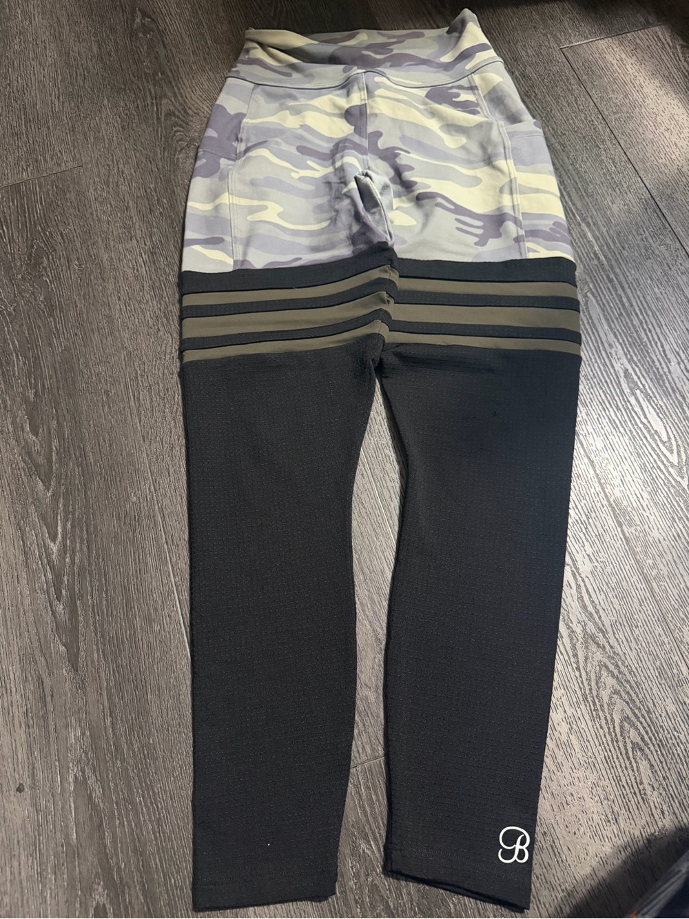 Bombshell sportswear black/camo leggings